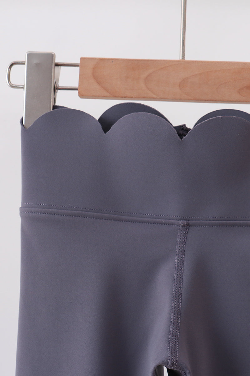 Scalloped Yoga Active Leggings - Gray